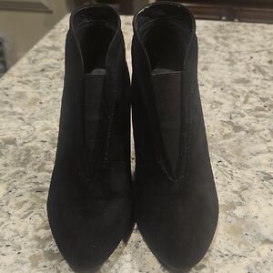 CL by Chinese Laundry Elegant Black Ankle Boots